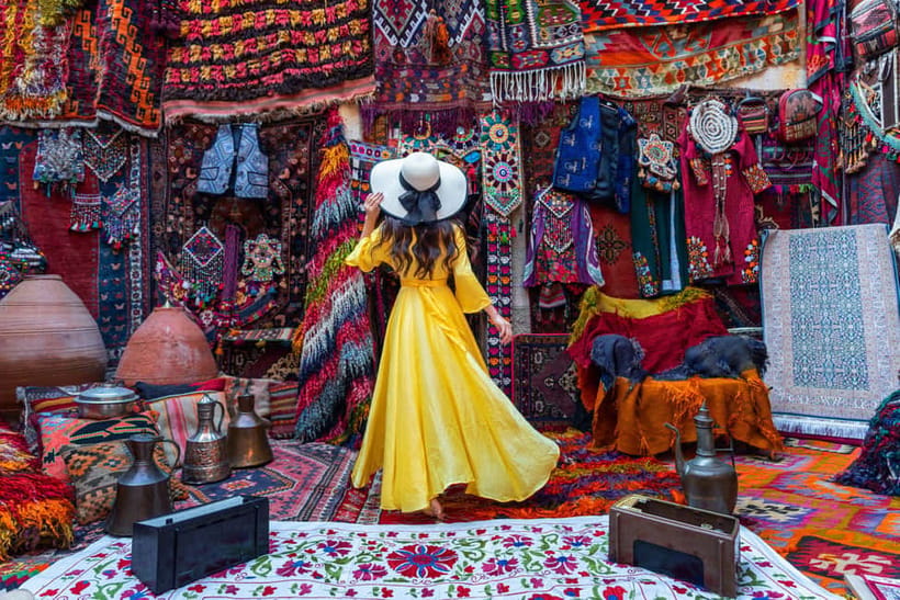 Istanbul: Grand Bazaar Shopping Tour & Shopping Assistant - Hand-Picked Stops for Textiles, Jewelry, and Ceramics