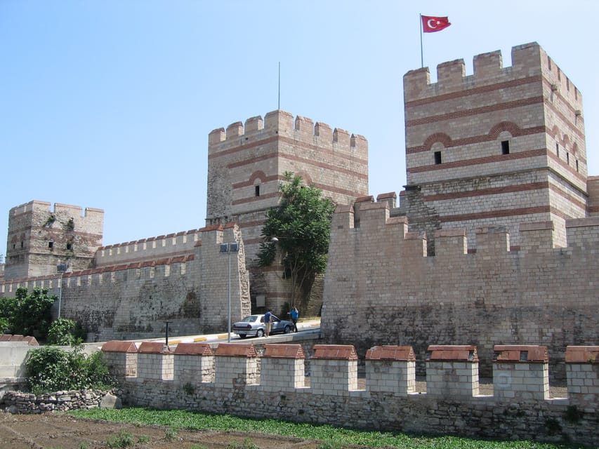 Istanbul: Guided City Highlights Day Trip - Topkapi Palace: Ottoman Power Overlooking the Golden Horn