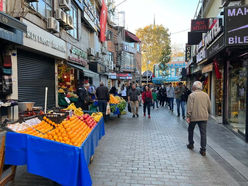Istanbul: Guided Food Tour with Ferry Ride and Tastings - Should you book this Istanbul Ferry-and-Food Tour?