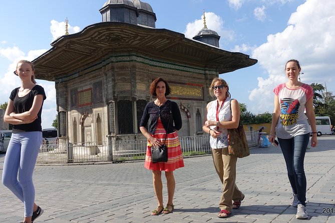 Istanbul Guided Tour Hagia Sophia, Topkapi, Cistern with Tickets - Skip-the-Line Tickets and Headsets: Your Real Time Saver