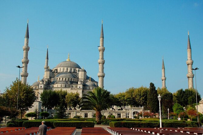 Istanbul: Hagia Sophia & Blue Mosque Guided & Small-Group Tour - Hagia Sophia Grand Mosque: the big ticket decision