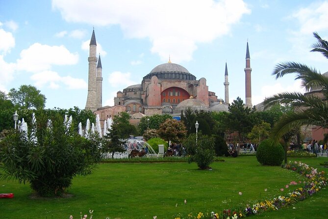 Istanbul: Hagia Sophia & Blue Mosque Guided & Small-Group Tour - Who this tour is best for (and who should skip it)