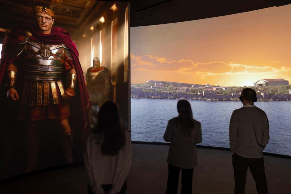 Istanbul: Hagia Sophia History Museum Entry with Audio Guide - Fast-track entry at Sultanahmet Meydanı: the practical start