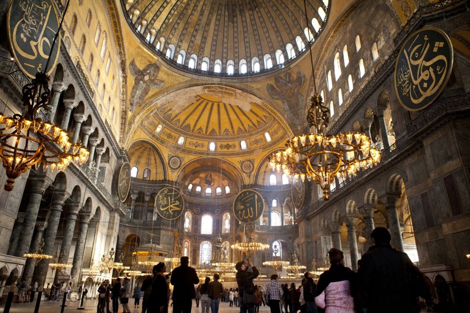 Istanbul: Half-Day Highlights Guided Tour with Transfer - Why this Sultanahmet half-day works (and what you’ll miss)