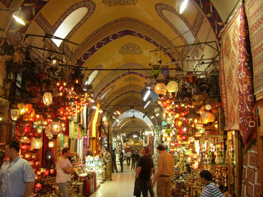 Istanbul: Half-Day Morning Hagia Sophia & Blue Mosque Tour - What this morning loop does well in Sultanahmet