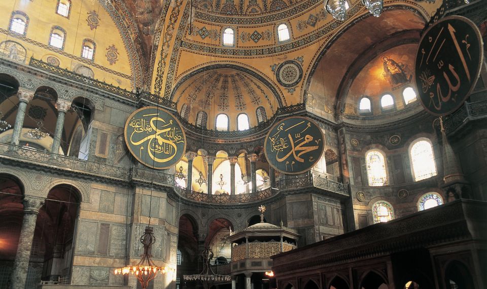 Istanbul: Half-Day Morning Hagia Sophia & Blue Mosque Tour - Hagia Sophia: the dome, the mosaics, and why 1453 matters