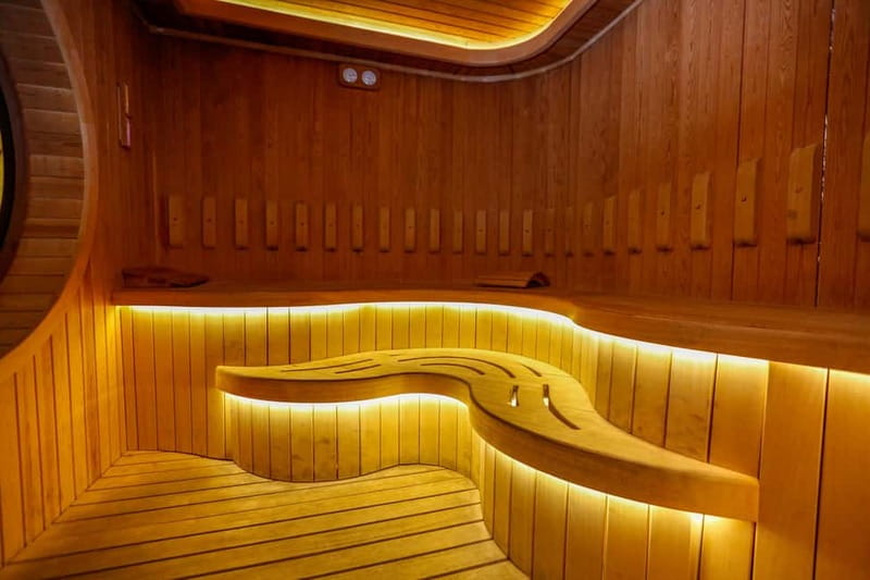 Istanbul: Hammam and Spa Private Turkish Bath Experience - Private Service vs Small Group: What That Feels Like