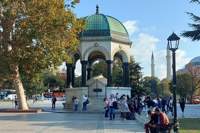 Istanbul Highlights! Blue Mosque, Hagia Sophia, Topkapı and More! - Blue Mosque: details you’ll notice only with context