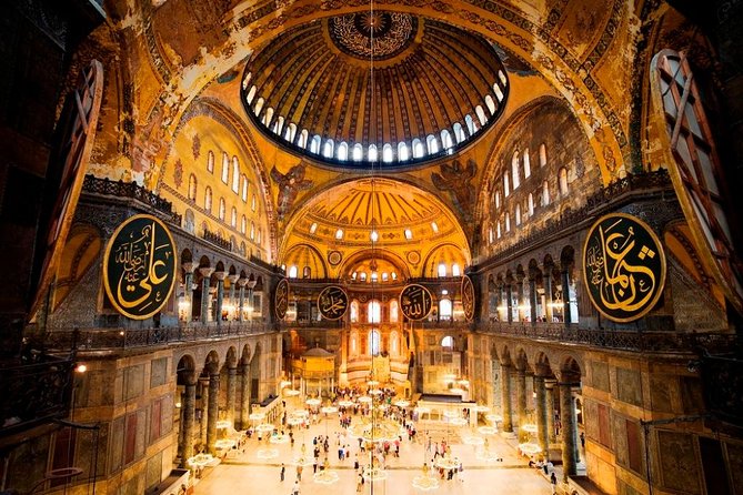 Istanbul Highlights Small-Group Walking Guided Tour - Topkapi Palace: Ottoman Power, Golden Horn Views, and Walking Logic