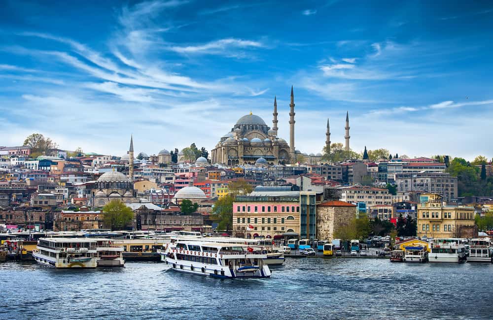 Istanbul: Kadikoy Food Tour with 12+ Delicacies Tastings - Turkish Coffee and Tea: The Pause That Makes the Tour Feel Real