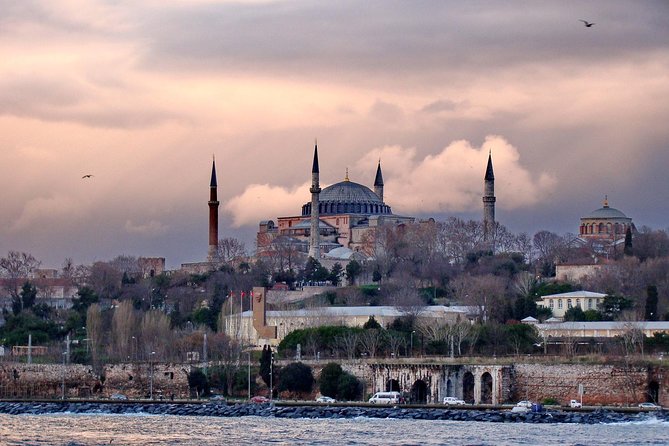 Istanbul Layover Tour: Private & Personalized with Transfers - Customize the layover: steer toward landmarks, art, food, or photos