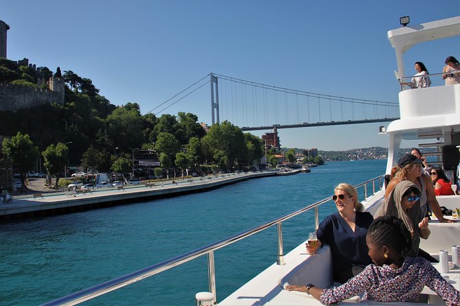 Istanbul Lunch Cruise - Extended Bosphorus Cruise up to the Black Sea - The boat and the deck: where to stand for the best views