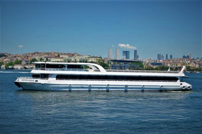 Istanbul Lunch Cruise on Bosphorus and Black Sea - Asian-side palaces and Maiden’s Tower views