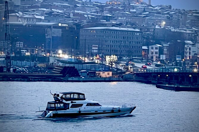 Istanbul: Luxury Private Yacht Cruise on the Bosphorus - What’s Included Onboard (And Why It Matters for a Short Cruise)