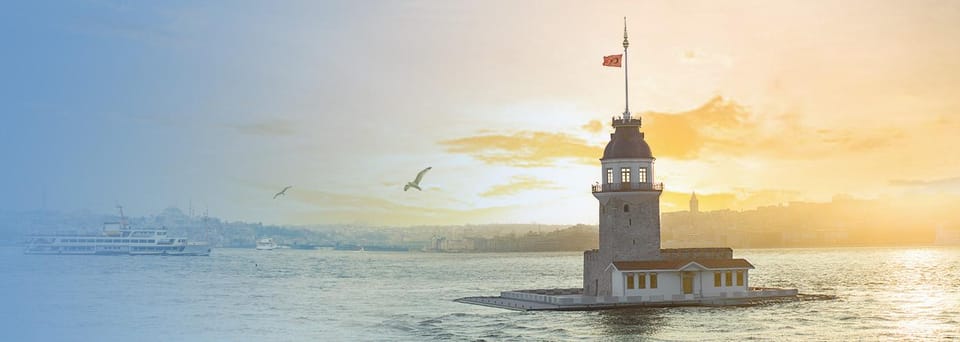 Istanbul: Maiden's Tower Entry Ticket with Audio Guide - On the island: museum, cafe, and the 360-degree view loop