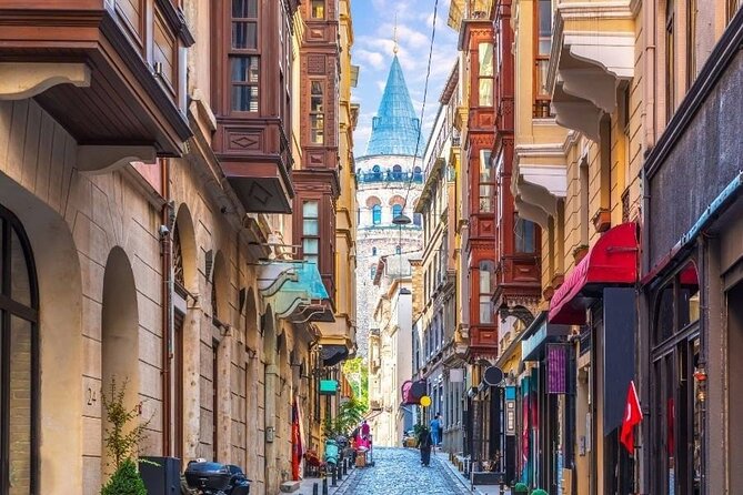 Istanbul Modern City - Galata & Pera & Taksim Guided Walking Tour - Stop 1: St Anthony of Padua (Free, Quick, and Worth It)
