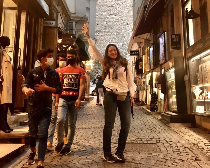 Istanbul Modern City: Taksim to Galata With Secret Passages - Chocolate, Turkish Coffee, and How the Guide Helps You Eat Well