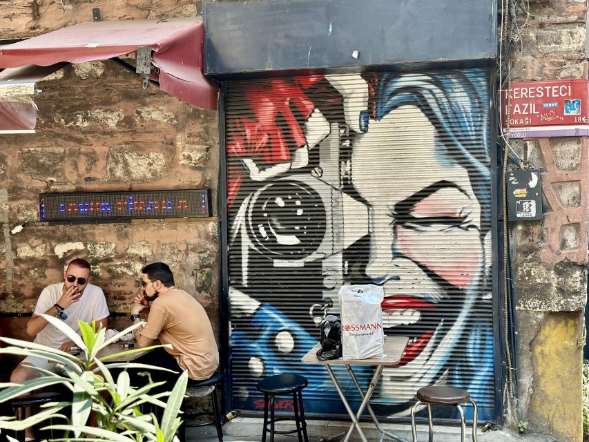 Istanbul Modern City: Taksim to Galata With Secret Passages - Pace, Group Size, and Questions: What the Small-Group Format Changes