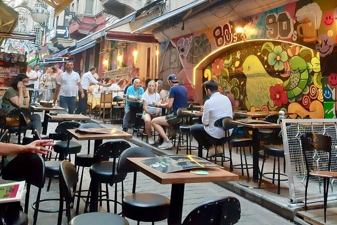 Istanbul Modern City Walking: Taksim to Galata With Secret Passages - Galata Tower and Kamondo Stairs: the big view, then the descent toward Karaköy