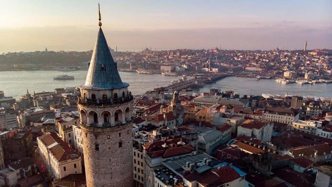 İstanbul Modern Tour - Entering the City’s Stories: Walls, Towers, and a Long Boat Ride