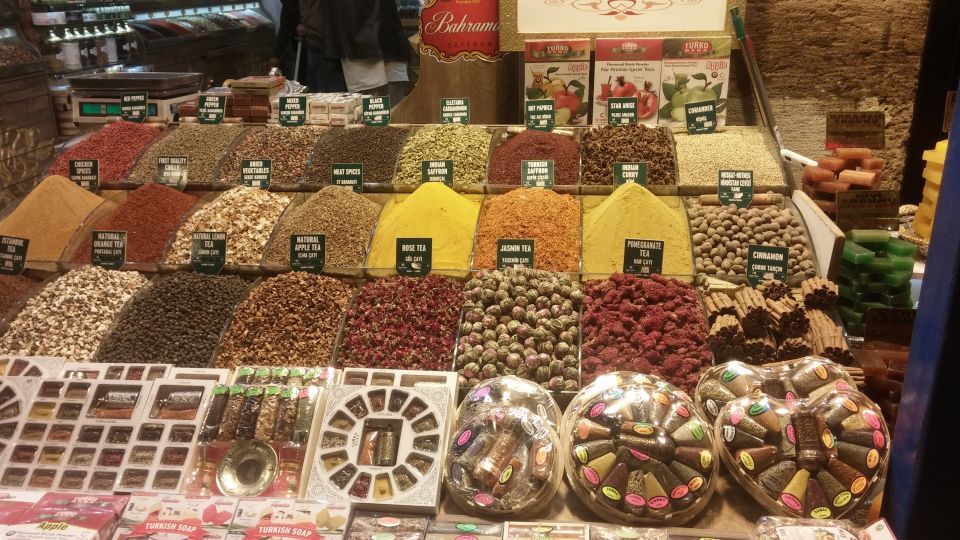 Istanbul: Morning Bosphorus Boat Tour with Spice Bazaar - Pickup and Timing: What the 3 Hours Really Means