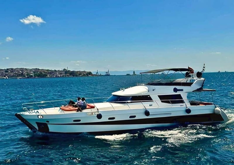 Istanbul: Morning Bosphorus Yacht Cruise w/Turkish Breakfast - Getting Started: Karaköy to the Galata Views