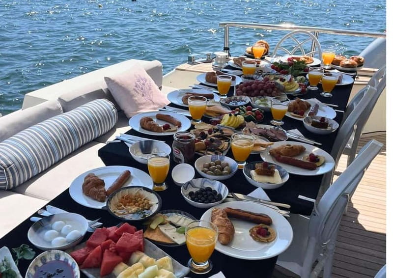 Istanbul: Morning Bosphorus Yacht Cruise w/Turkish Breakfast - Itinerary Stops That Matter (and Why They Feel Different From Land)