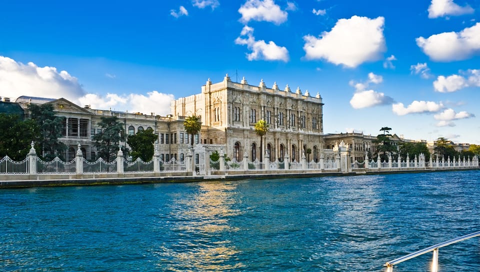 Istanbul: Morning or Sunset Cruise with Guide and Snacks - Morning or sunset cruise: how to choose your best departure