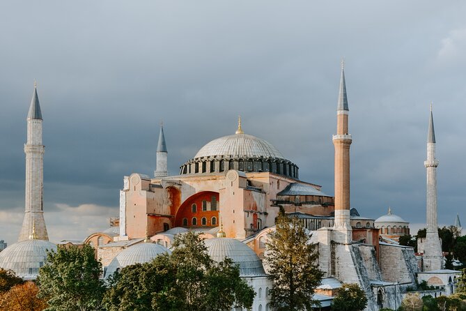 Istanbul Mosques Walking Tour: Hagia Sophia and Blue Mosque - Suleymaniye Mosque: Mimar Sinan’s statement on the Third Hill