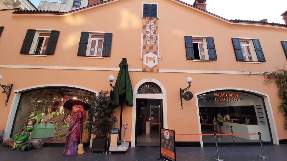 Istanbul: Museum of Illusions Ticket - Ticket details that affect your day