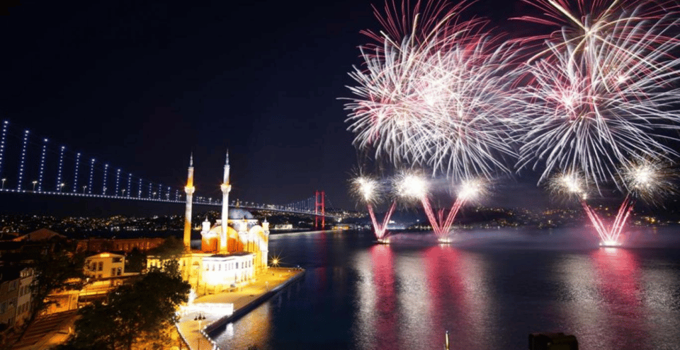Istanbul: New Year's Eve Bosphorus Cruise Dinner & Party2027 - Key Things to Know Before You Go