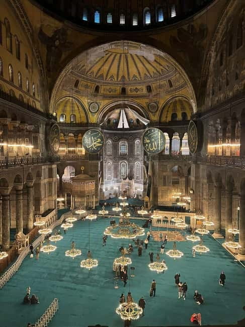 Istanbul: Night Private Guided City Tour - Bosphorus drive from Karaköy: the light show you’ll actually remember