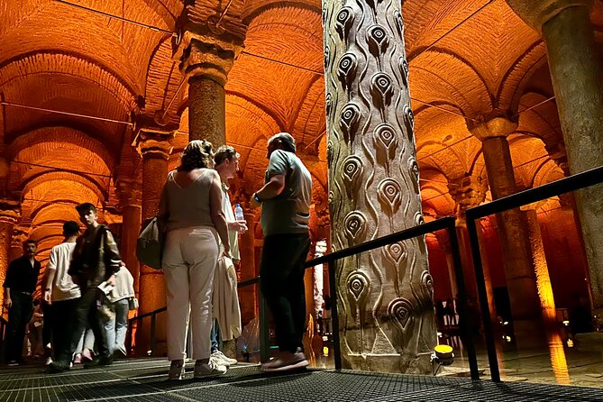 Istanbul Old City: Basilica Cistern - Blue Mosque - Grand Bazaar - Hippodrome and Sultanahmet Square: quick stops that add context fast
