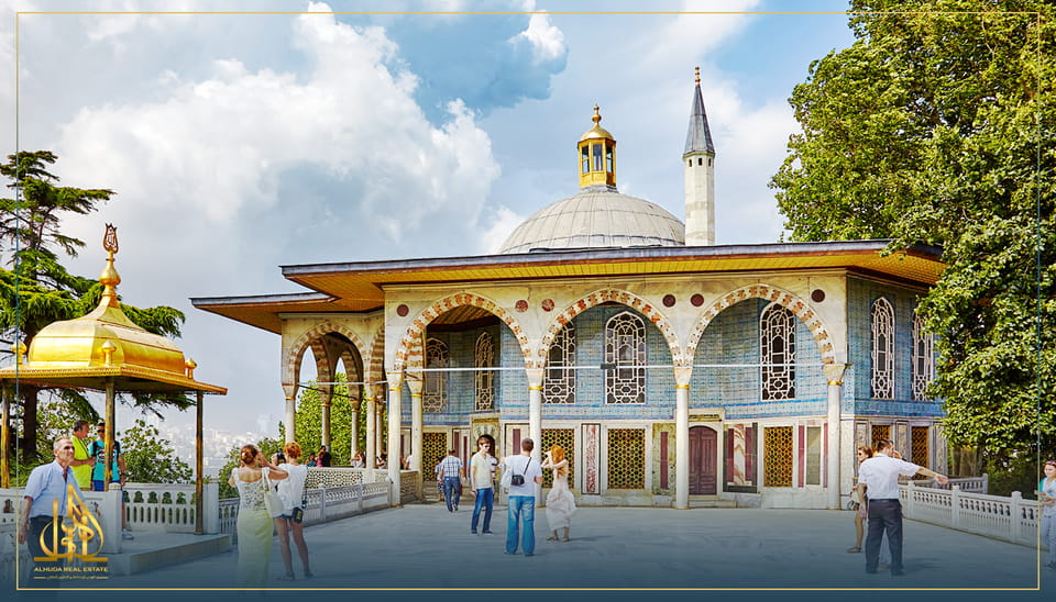 Istanbul: Old City Full-Day Tour -(Entry Fees Inculucing) - Sultan Tombs: the ceramic panels and the details people remember