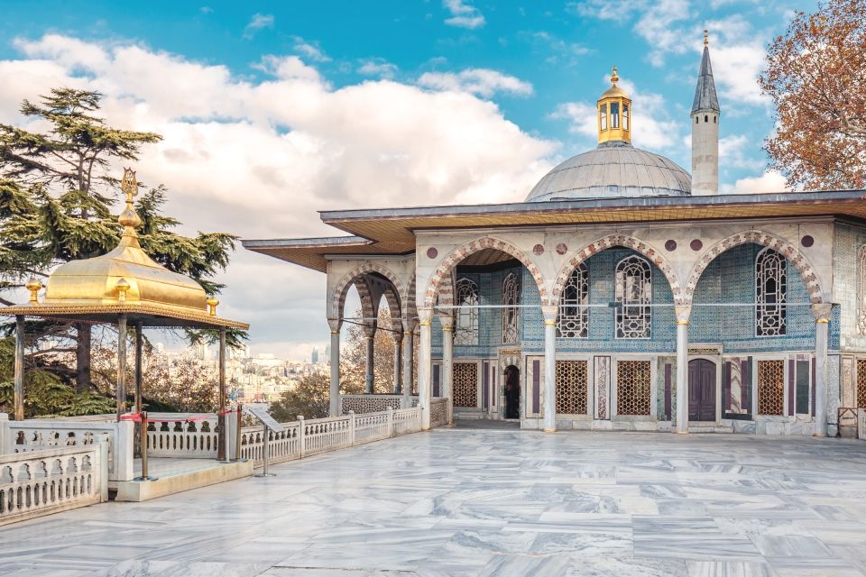 Istanbul: Old City Full-Day Tour with Lunch and Hotel Pickup - Sultans’ Tombs: Ceramic Panels and Ottoman Power