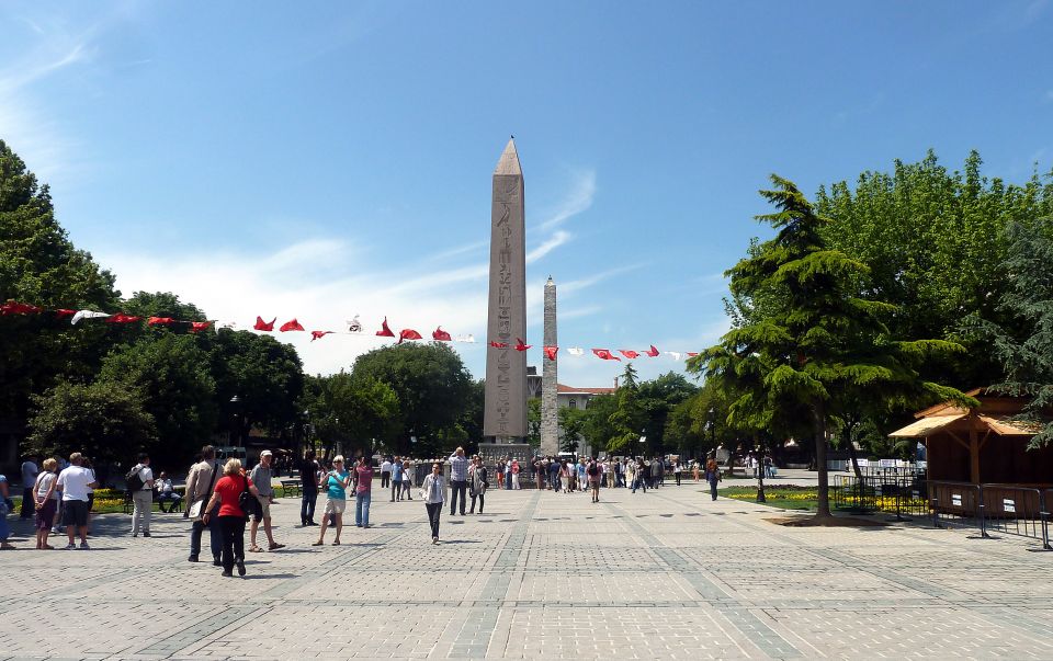 Istanbul Old City to Grand Bazaar Tour - Sultan Ahmed Mosque (Blue Mosque): Iznik tiles and a landmark silhouette