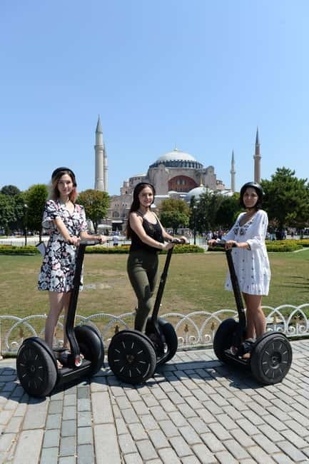 Istanbul: Old Town Mini Segway Tour - Topkapi Palace pass-by and Gulhane Park’s calm reset