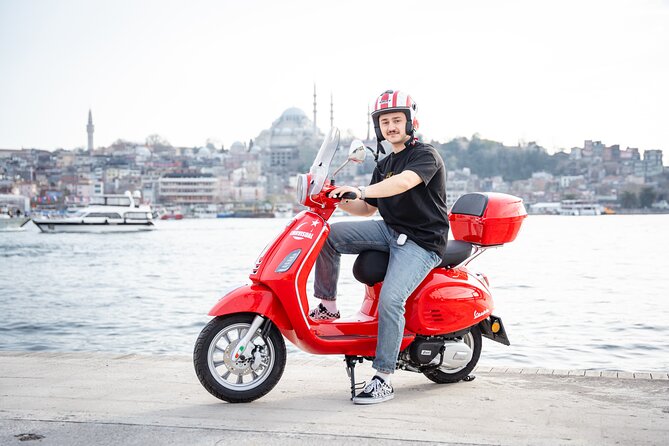 Istanbul Old Town Photoshoot - How the photographer helps you get better photos fast