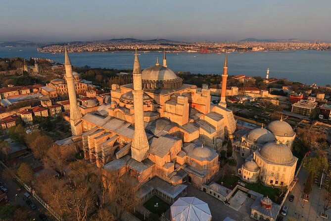 Istanbul Oldcity Discovery Tour - Blue Mosque time: architecture talk, not just sightseeing