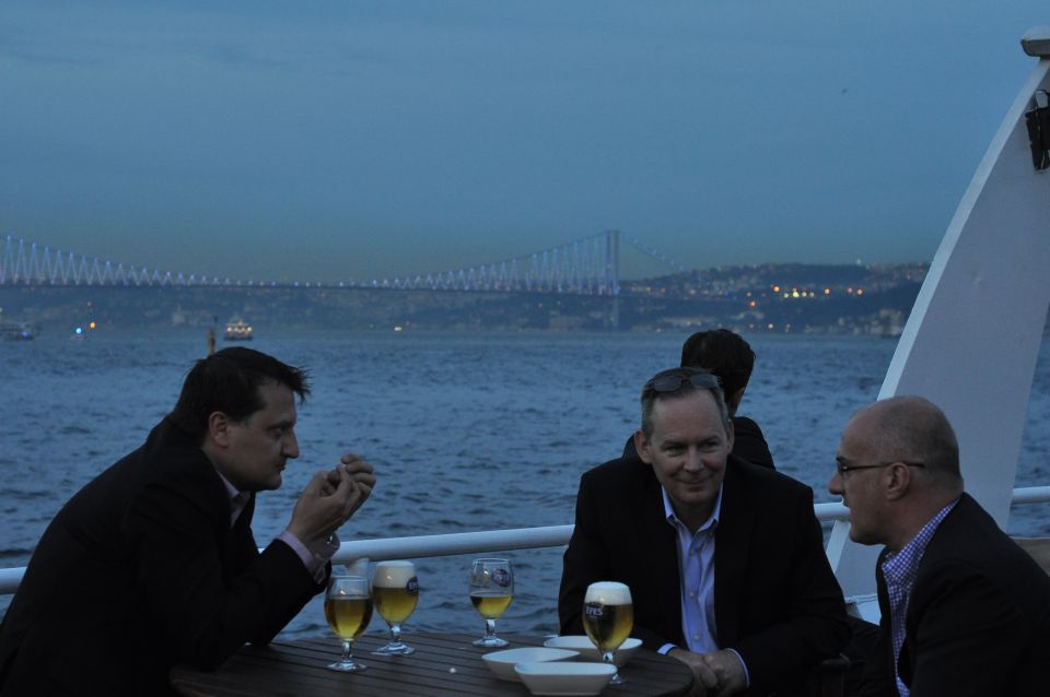 Istanbul: Pasha Istanbul Dinner Cruise - Dinner on the Water: The 3-Course Reality Check