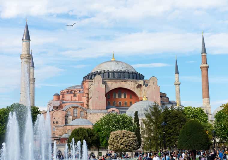 Istanbul Port: City Sights Tour for Cruise Ship Passengers - Blue Mosque: Ottoman architecture inside and iconic photos outside