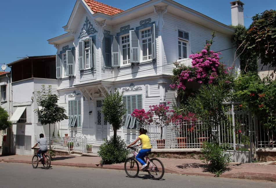 Istanbul: Prince islands Tour w/ Lunch and transfer options - Sailing Out on an Air-Conditioned Princes’ Islands Boat