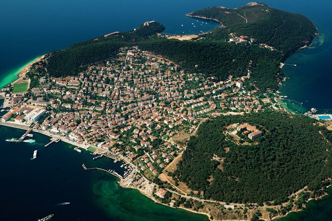 Istanbul: Princes Islands Tour with Heybeliada and Büyükada - Kınalıada and Burgazada: shorter stops with specific stories