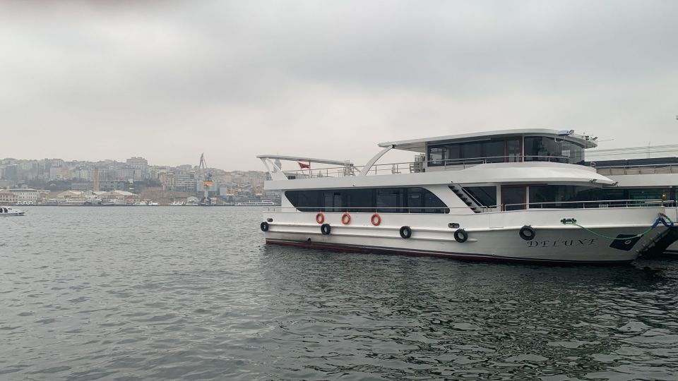 Istanbul: Princes' Islands Tour with Lunch and Transfers - Electric Car and Bikes: Spend Your Island Time the Smart Way
