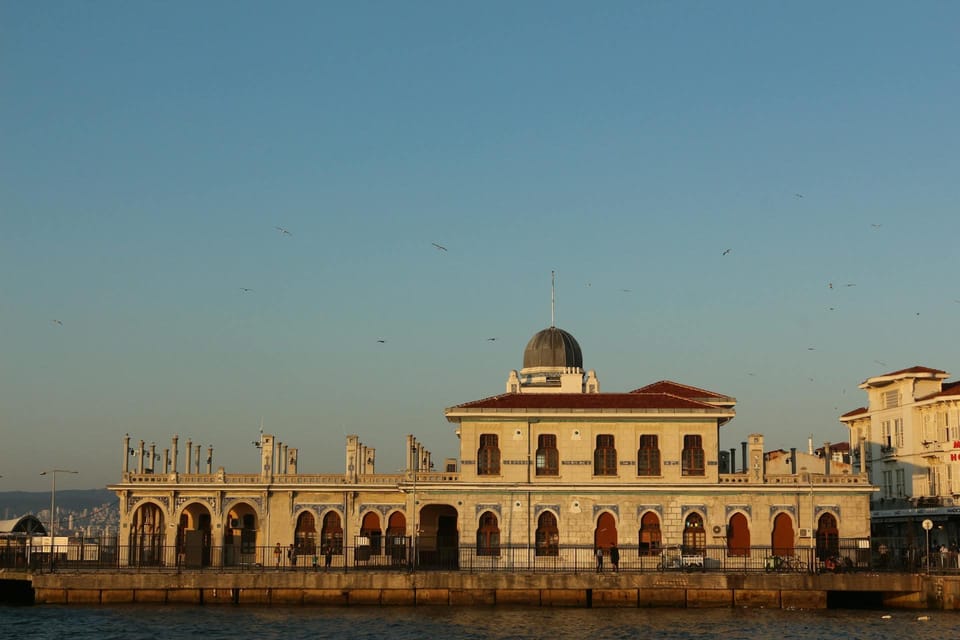 Istanbul: Princes Islands Walking Full-Day Tour - The day starts with the Bosphorus, not the island