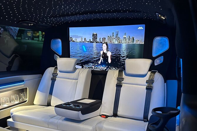 Istanbul Private Airport Transfer - The welcome-code pickup: what it looks like in real life