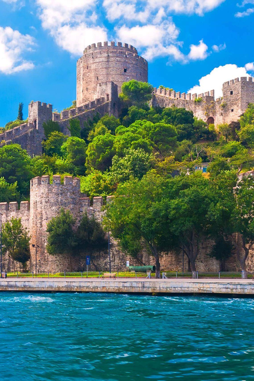 Istanbul: Private Bosphorus Strait Sightseeing Yacht Cruise - Photo strategy: how to get waterfront palaces and bridges in one session