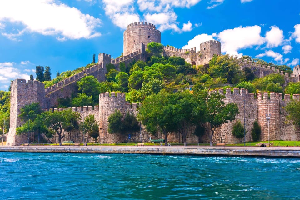 Istanbul: Private Bosphorus Strait Sightseeing Yacht Cruise - Price and value: is $183 per person worth it?