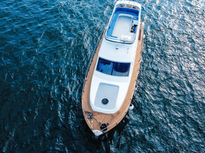 Istanbul: Private Bosphorus Tour On Luxury Yacht - Should you book this Istanbul Bosphorus private yacht tour?