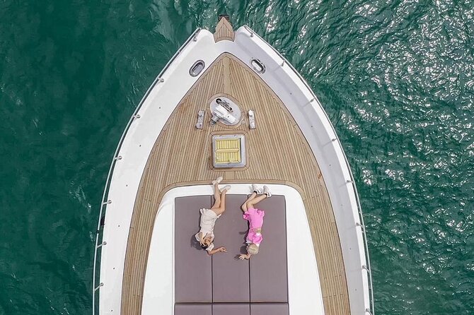 Istanbul: Private Bosphorus Tour On Luxury Yatch - What $600 Buys: Group Size, Inclusions, and Alcohol Rules